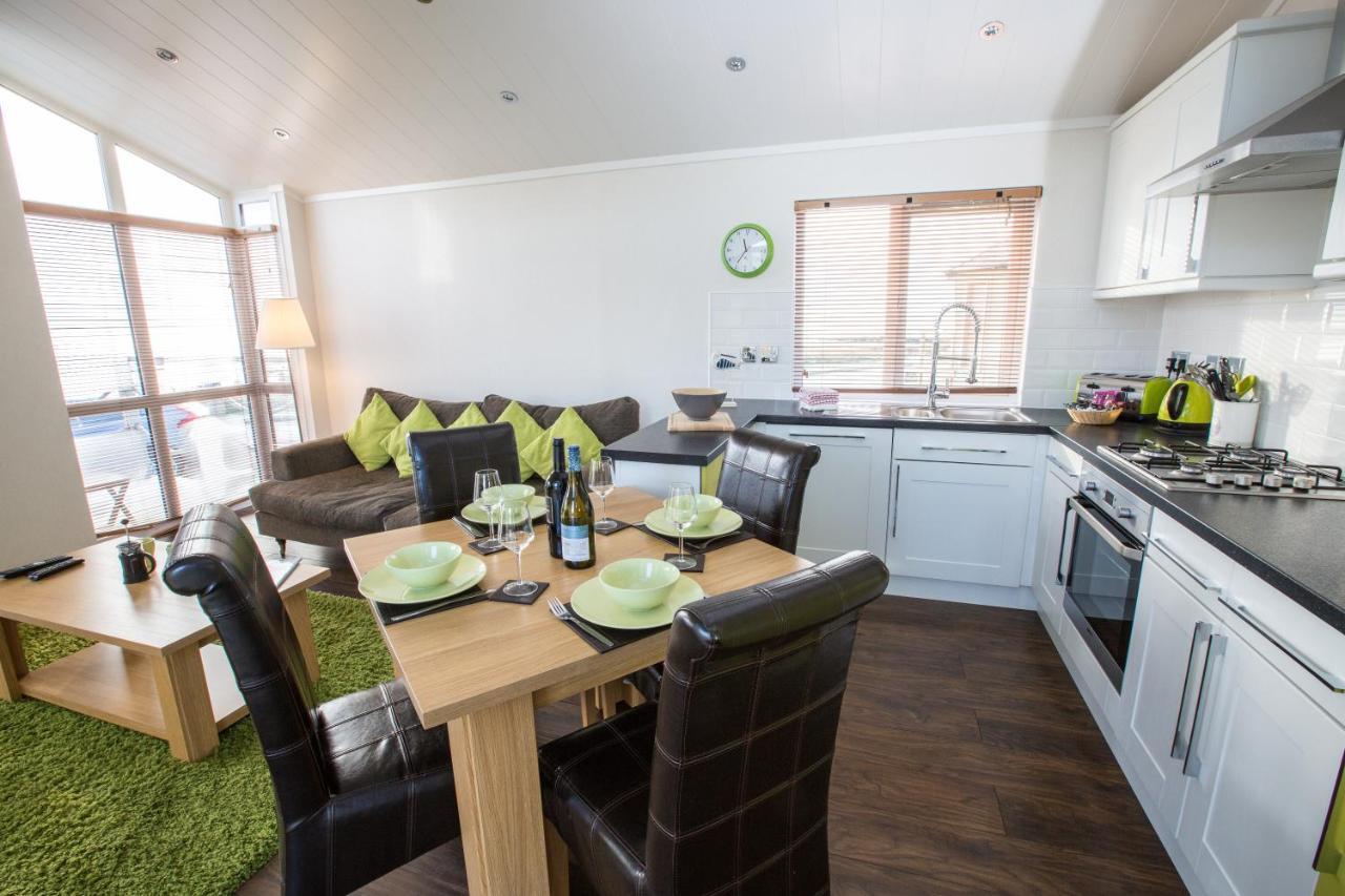Sauchope Links Holiday Lodge And Glamping Park クレイル エクステリア 写真